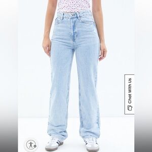 PacSun Light Indigo '90s Boyfriend Jeans. Size: 27